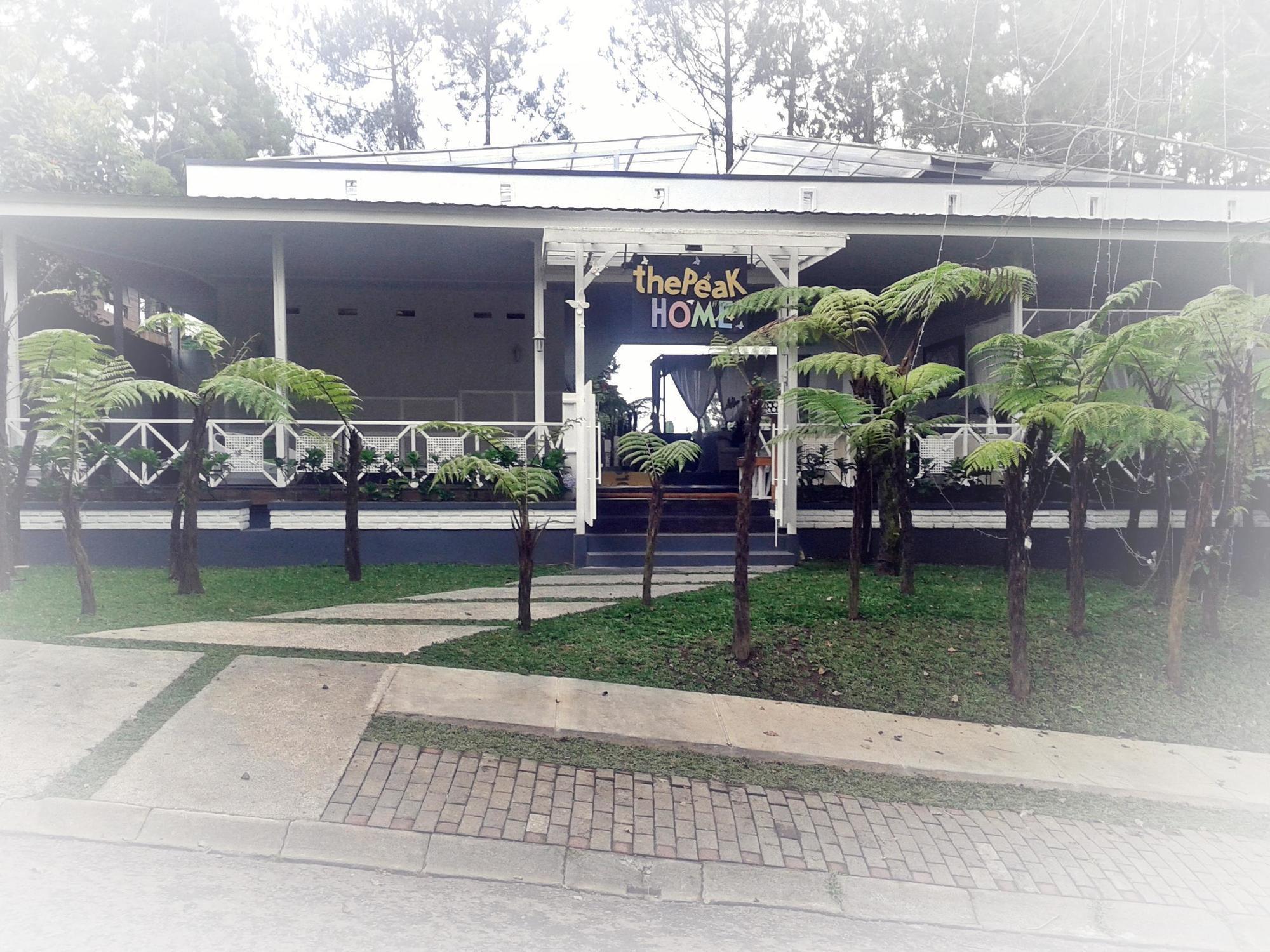 The Peak Home Lembang Exterior photo